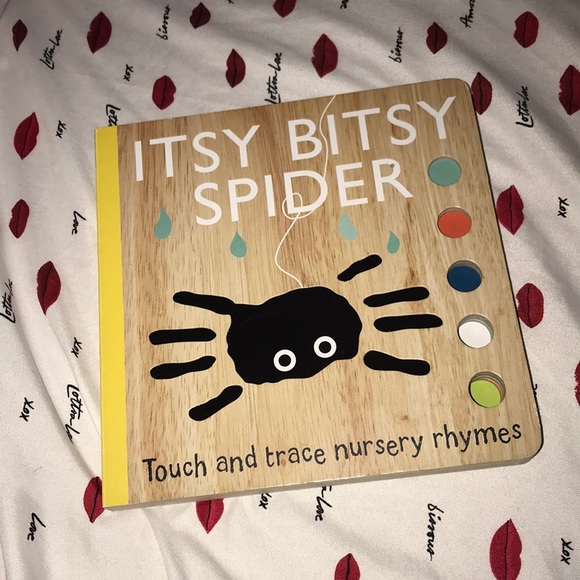 Itsy Bitsy Spider touch and trace nursery rhymes - Picture 2 of 4